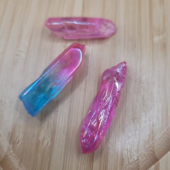 Electroplated Aura Crystal Quartz Points, 27G - Picture 1 of 4